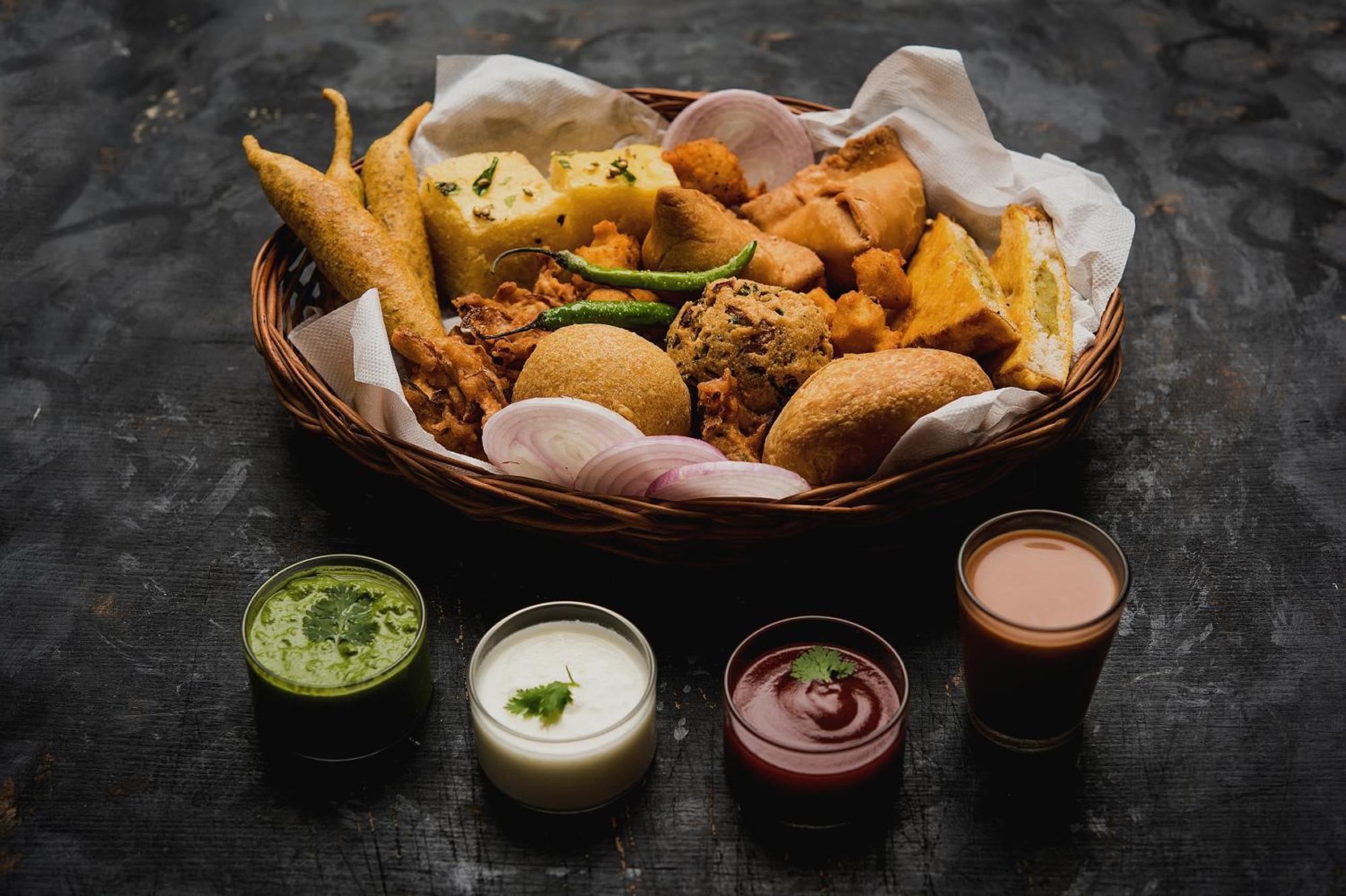 Oyo Flagship 81569 The Red Rose Inn New Delhi Ngoại thất bức ảnh